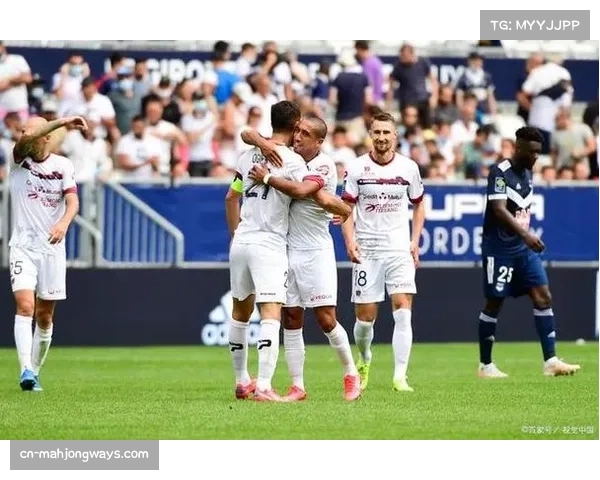 法兰克福二比三负于卡拉巴克 欧冠战术白皮书关注防线漏洞