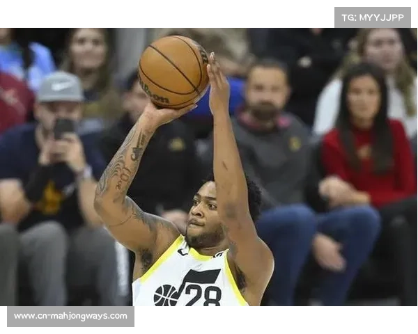 森萨博21分2篮板3助攻2盖帽，爵士前锋攻防两端均有建树